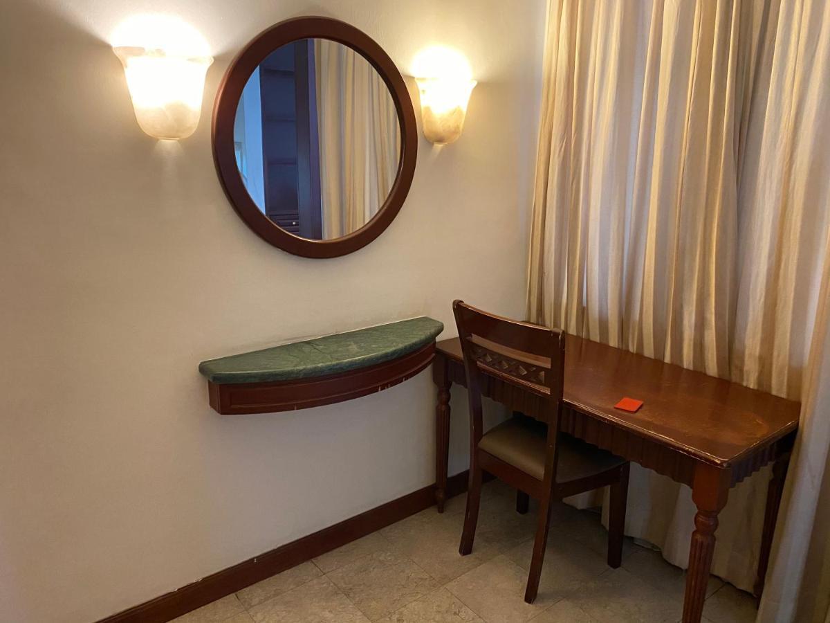 Times Square Kuala Lumpur JN Hotel Bagian luar foto
